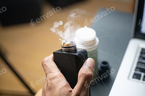 Preview: Vaping Smoking