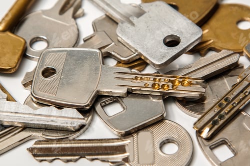 Preview: Different keys