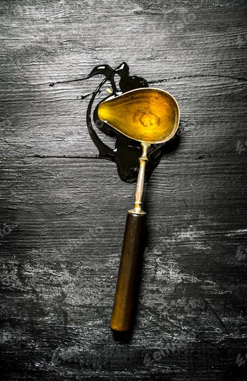 Preview: Vintage spoon with natural honey .