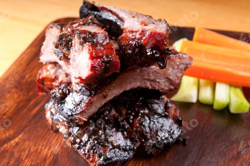 Preview: bbq pork ribs and a rich barbeque sauce
