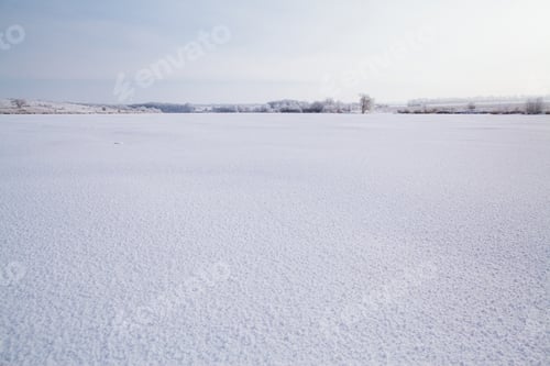 Preview: frozen lake with snow