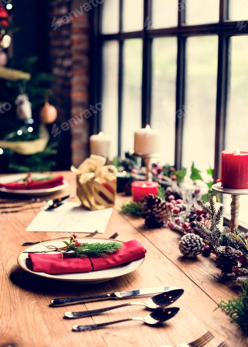 Preview: Christmas Family Dinner Table Concept