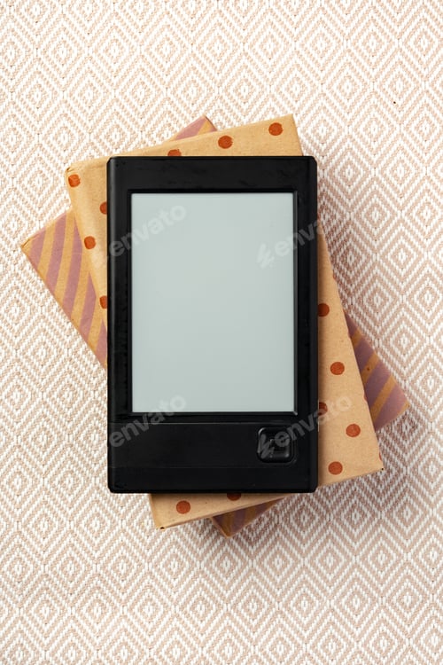 Preview: Electronic book reader device top view copy space