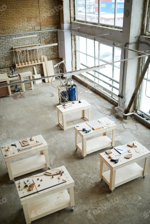 Preview: Nobody in spacious carpentry
