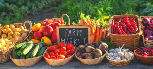 Preview: Fruits and vegetables at a farmers market. Selective focus.