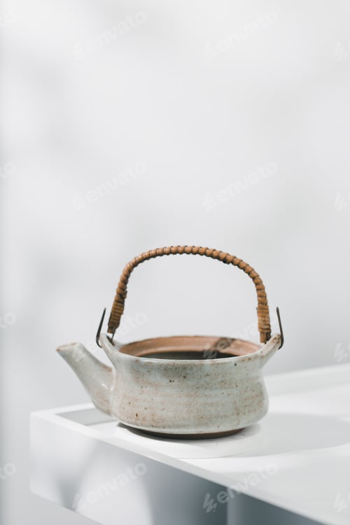 Preview: Japanese-style ceramic teapot.