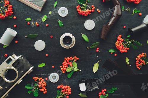 Preview: Vintage retro film camera flat lay