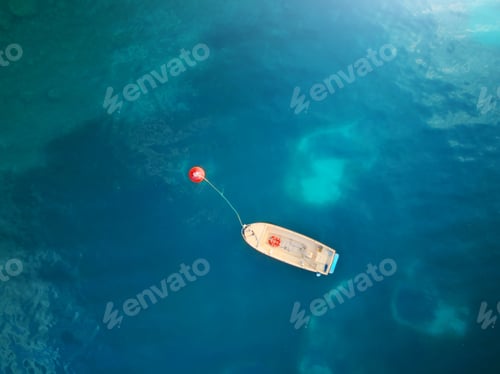 Preview: Boat in sea.
