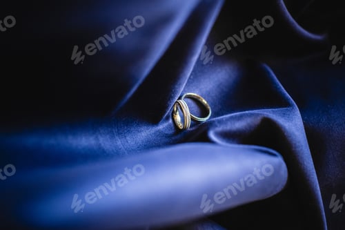 Preview: Silver and gold wedding rings