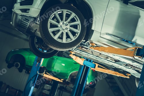 Preview: Cars in the Auto Service Center