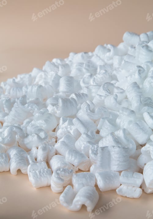 Preview: Heap of packaging shapes, white polystyrene material.
