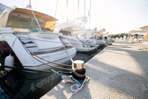 Preview: Picture of luxury white yachts in harbor