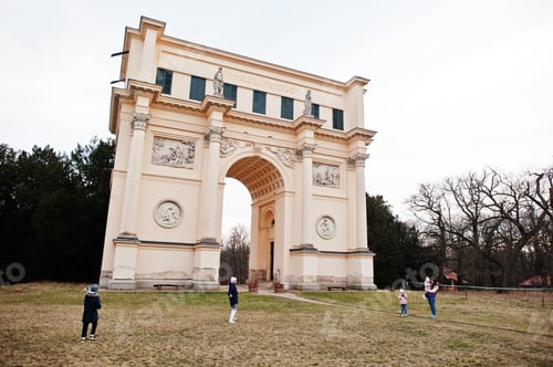 Preview: Mother with four kids at Rendez Vous, also called the Diana Temple, Czech Republic.
