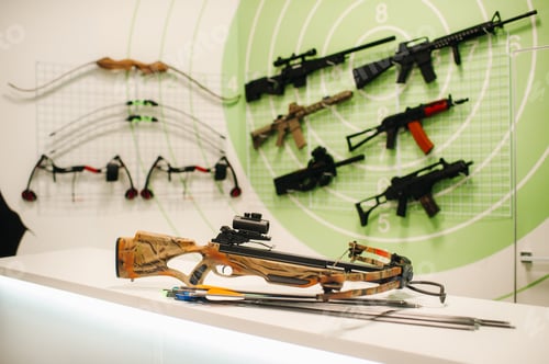 Preview: A lot of different weapons for shooting in the dash.Air guns for shooting training