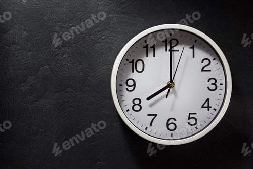Preview: wall clock at black background