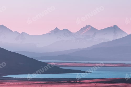 Preview: Lake in Patagonia