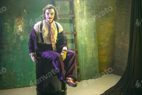 Preview: Bloody Halloween theme: crazy maniak face