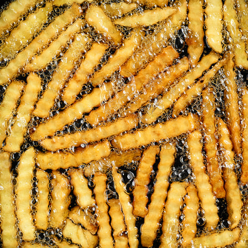 Preview: frying potatoes in hot oil