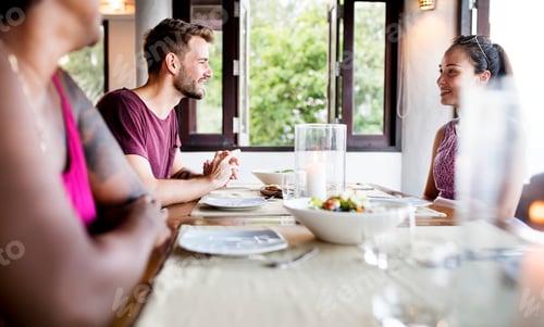 Preview: Friends having dinner at a restaurant