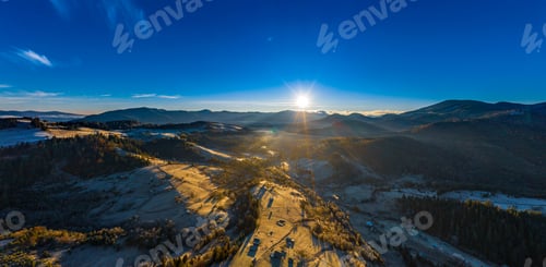 Preview: Picturesque mountain landscapes near the village of Dzembronya in Ukraine in the Carpathians
