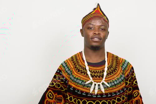 Preview: Happy young handsome African man wearing traditional clothing