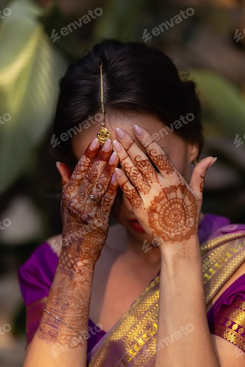 Preview: Bride. Beautiful young caucasian woman in traditional indian clothing