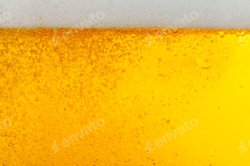 Vorschau: Glas leckeres Bier mit Schaum, Nahaufnahme