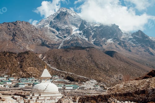 Preview: Beautiful white stone Stupa with Budda eyes in Himalayas, Nepal