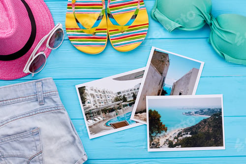 Preview: Summer accessories around photos
