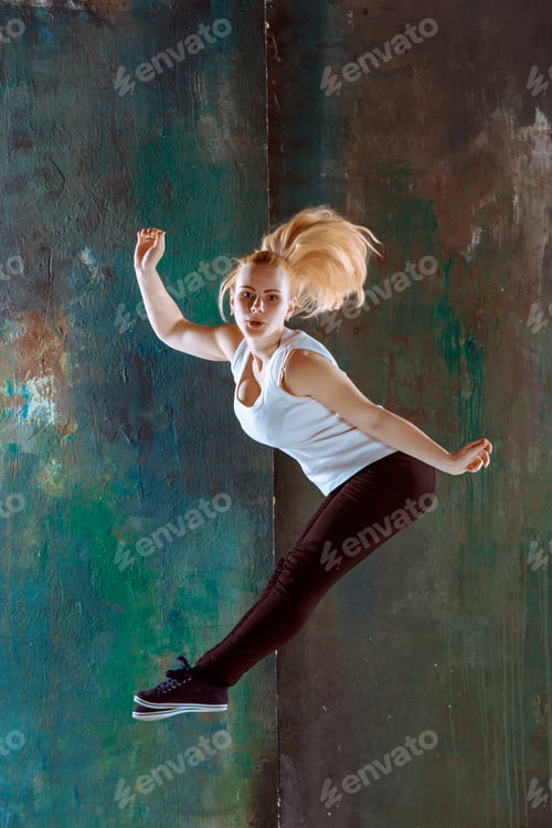 Preview: The Women Dancing Hip Hop Choreography