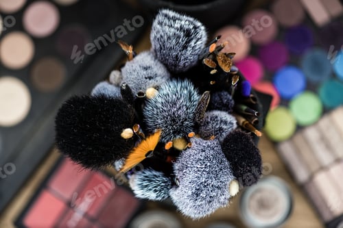 Preview: Makeup brushes