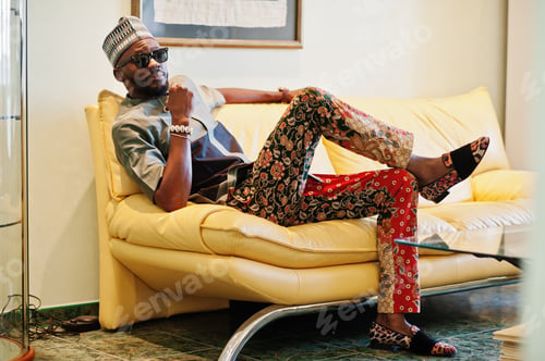 Preview: Portrait of stylish black african american man