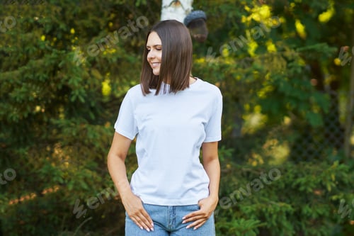 Preview: Young woman in white shirt