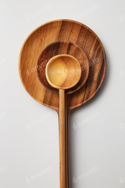 Preview: Wooden spoons of different sizes