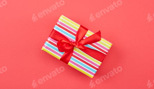 Preview: wrapped gift box