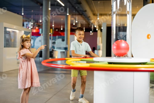 Preview: Little boy and girl visit a science museum