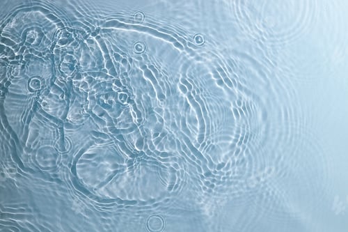 Preview: Pristine body of water, with a calm and clear surface