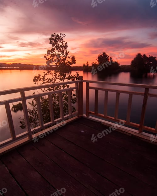 Preview: sunset at the beach
