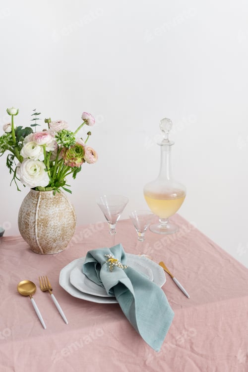 Preview: Pink Table