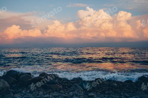 Preview: Beautiful clouds under the water