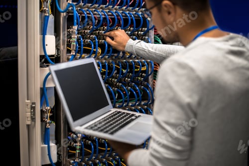 Preview: Network Engineer Connecting Servers