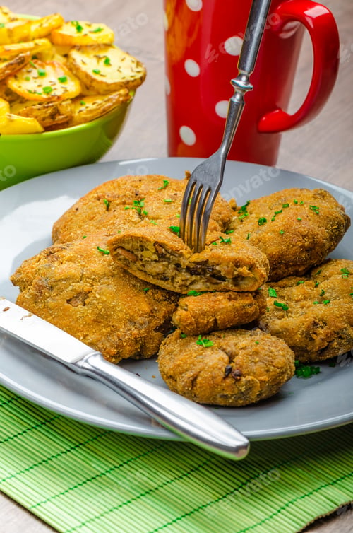 Preview: Crispy breaded mushroom schnitzel