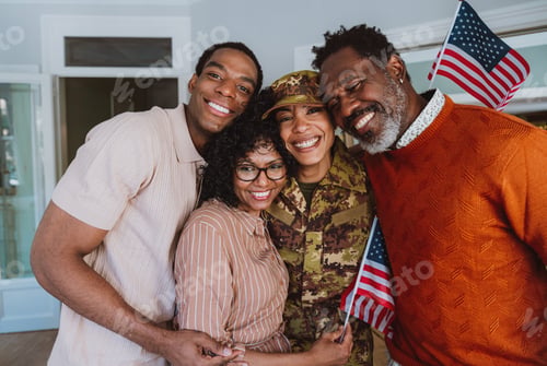 Preview: Us Veteran woman homecoming