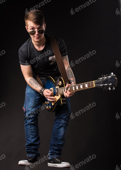 Preview: Lead guitarist.