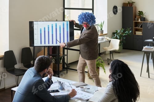 Preview: Explaining charts to subordinates