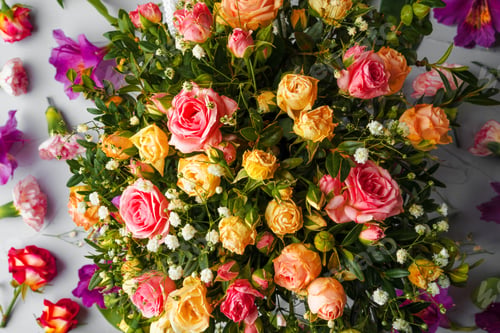 Preview: Background of fresh flowers with copy space