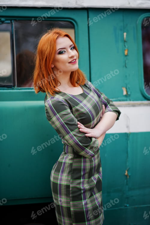 Preview: Young red haired girl lady