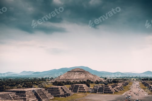 Preview: Pyramids of Mexico