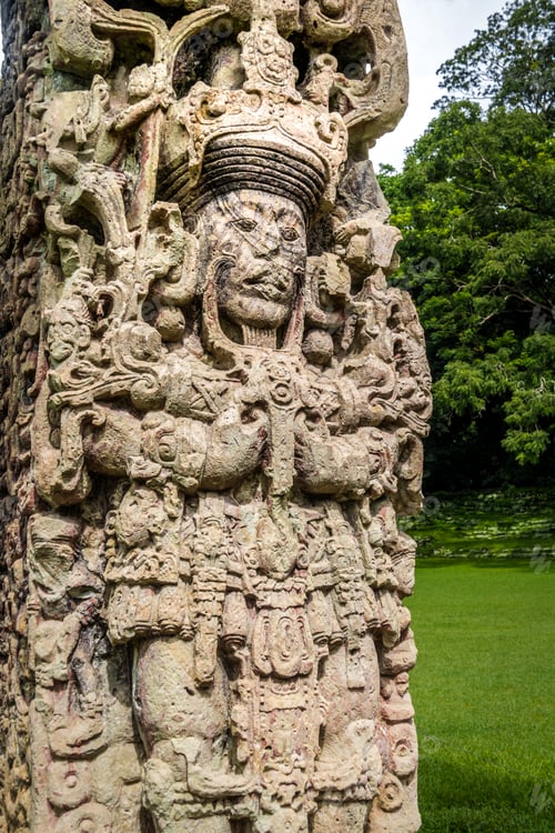 Vista previa: Detalle de Stella tallada en ruinas mayas - Sitio Arqueológico de Copán, Honduras