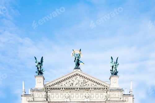 Preview: Sculptures on facade